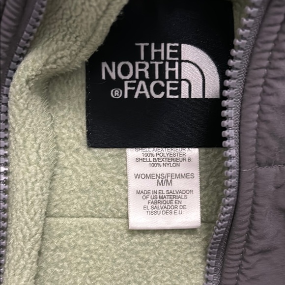 The North Face Green and Gray Jacket - Picture 4 of 4